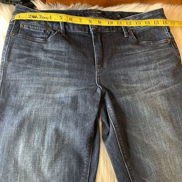 Lucky Brand Dark Wash Lolita Boot Cut Jeans Size 10/30 - Picture 13 of 16